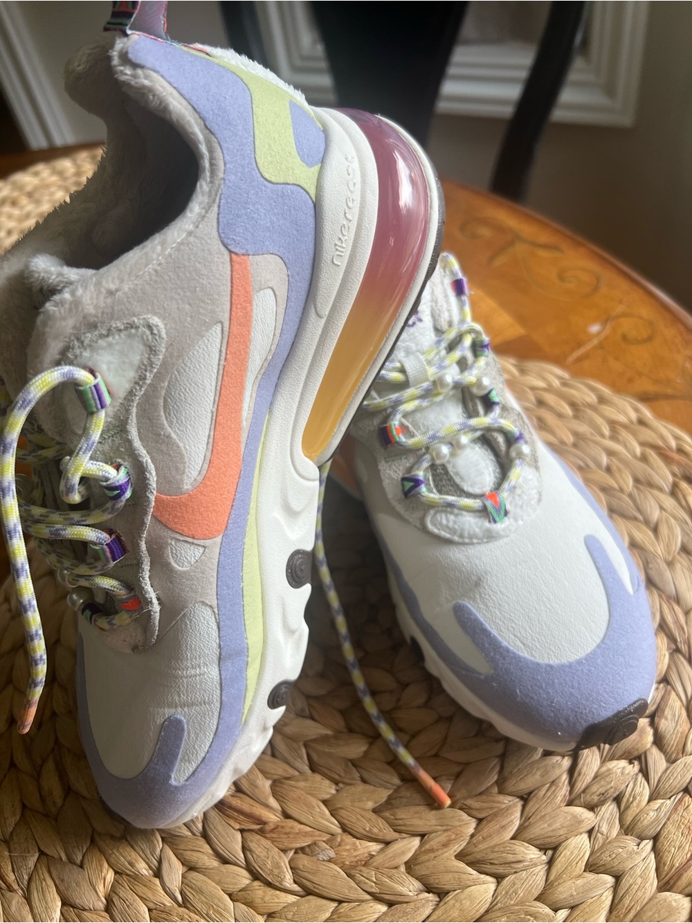 Nike Air Max 270 react - Picture 2 of 8
